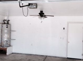 2115 N Virginia Ct, Farmersville, CA 93223