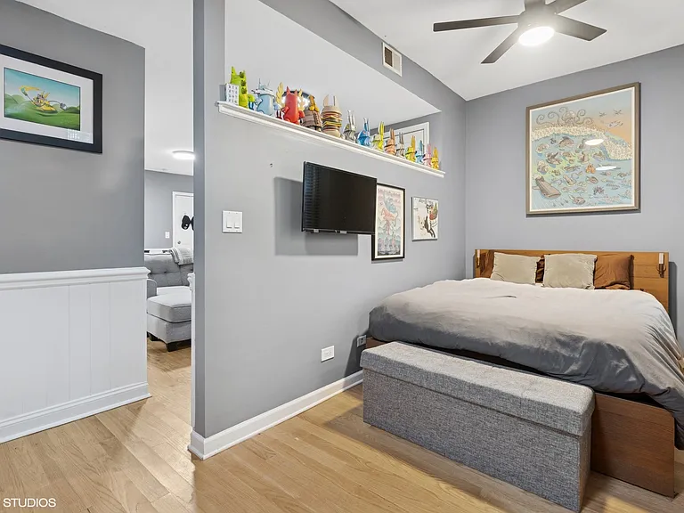 1920 W Dickens Ave #1F — Photo 15