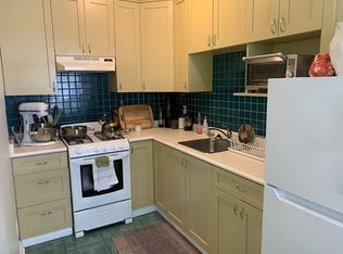 2230 W 3rd Ave #9, Vancouver, BC