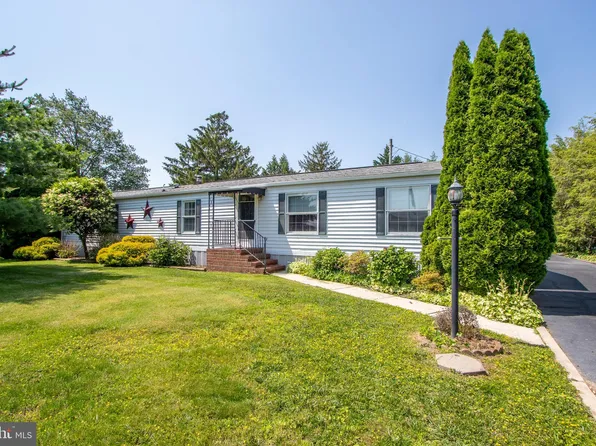 135 Bush Dr, Dover, DE 19901