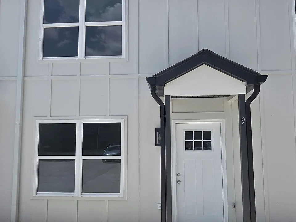 219 Mullican St #9-1