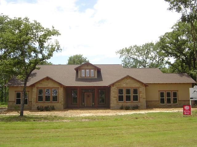 1st image of 9095 King Oaks Dr