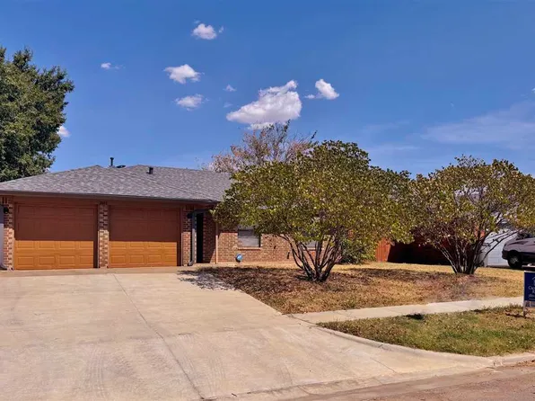 2613 NW Locksley Ln, Lawton, OK 73505