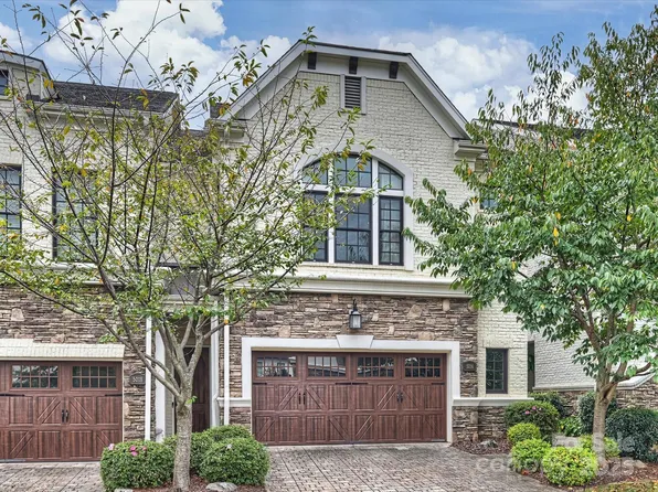 5014 Vernet Ln, Charlotte, NC 28210