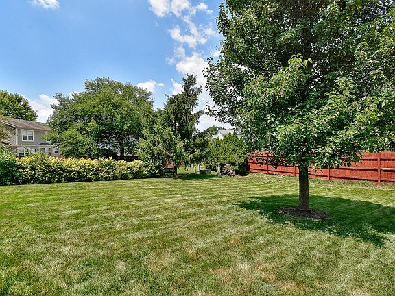 3rd image of 7626 Cypress Point Dr