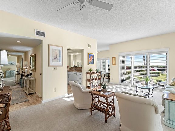 3rd image of 1700 Ocean Dr APT 107