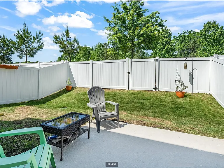 10436 Dalton Woods Ct #17 — Photo 31