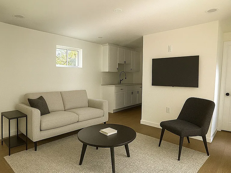 4210 1/2 Portola Ave #2 — Photo 4