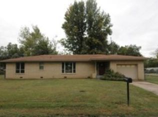 509 N Columbus St, Spiro, OK 74959