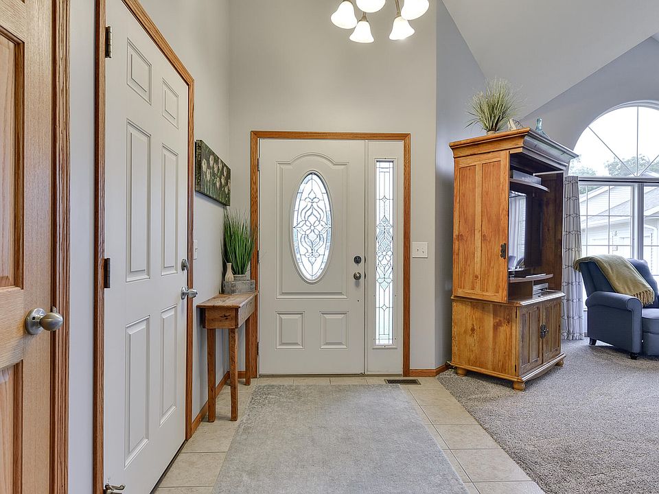 611 Eagle Cir, Underwood, IA 51576 Zillow