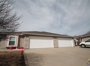 4813 NW Astor Park Dr, Topeka, KS 66618