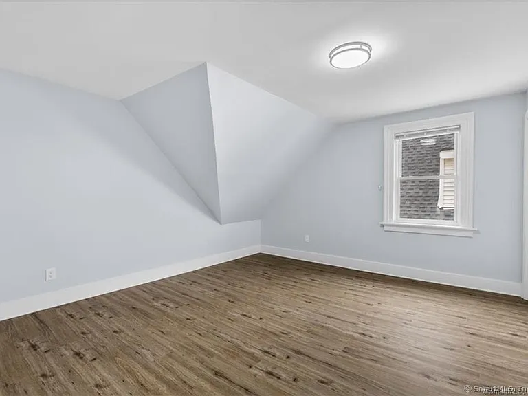 55 Admiral St #2 — Photo 24