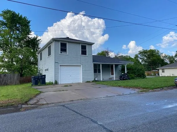 804 SE 5th St, Newton, KS 67114