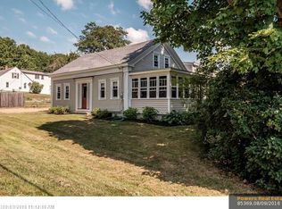 61 Penny Ln, Cumberland, ME 04021