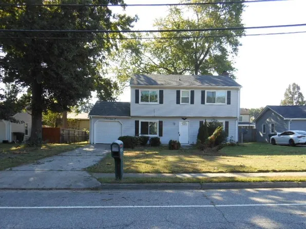 118 Harris Creek Rd, Hampton, VA 23669