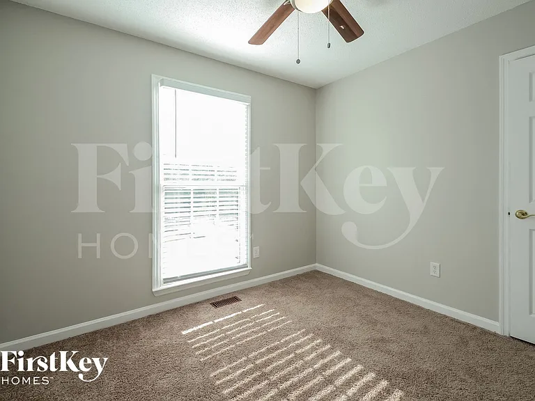 3129 Cedarbrook Ln — Photo 10