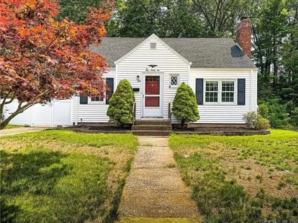 132 Bolton St, Manchester, CT 06042