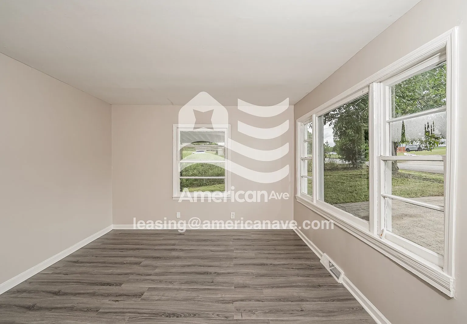 3 bed, 1.0 bath, 960 sqft, $897 — Photo 4