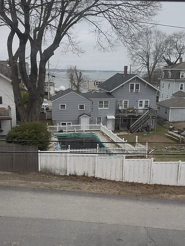 21 Plymouth St Photo 1