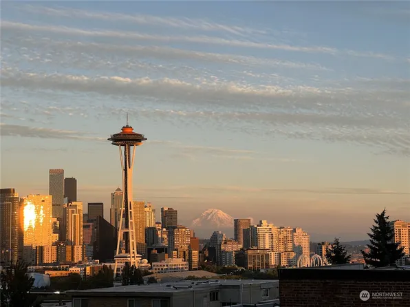 1 Ward Street #12, Seattle, WA 98109