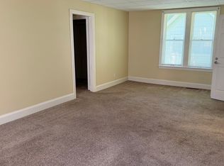 1010 S 3rd St #A, Leavenworth, KS 66048