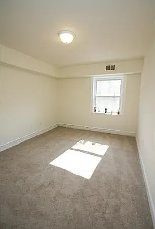 1260 Oak Lane Ave #J — Photo 8