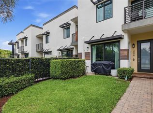 1408 SW 4th Ave, Fort Lauderdale, FL 33315