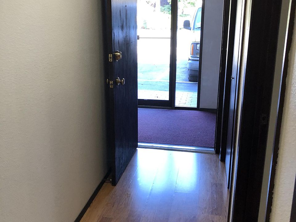 Entrance of Unit looking toward interior building entrance