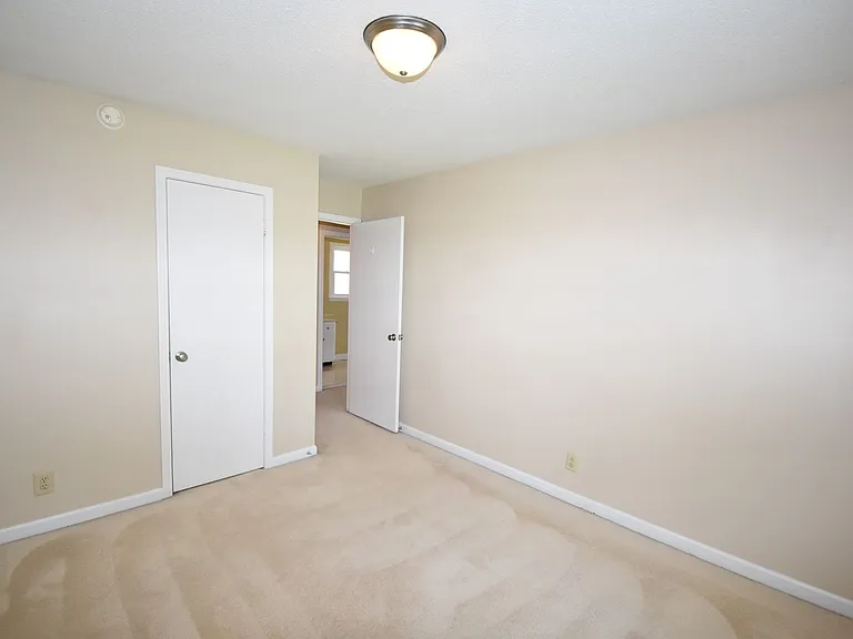 3049 Westchester Dr — Photo 14