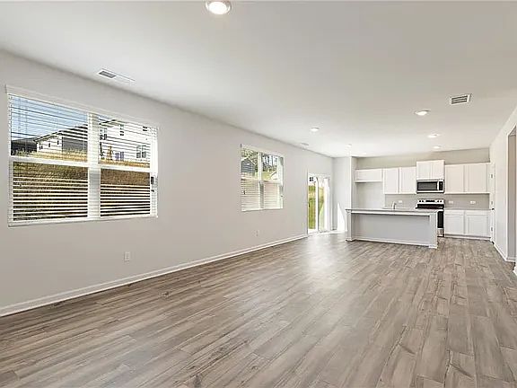 5th image of 959 Prudence Dr