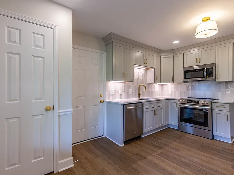 109 Welshwood Ct — Photo 9