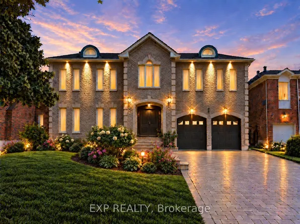 29 Northgate Cres, Richmond Hill, ON L4B 2K8
