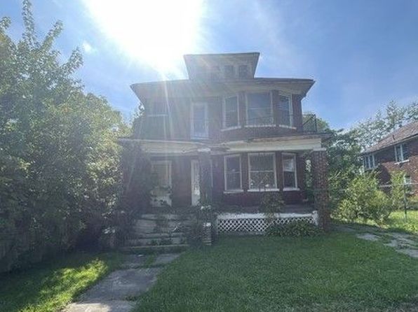 Property image for 5037 Iroquois St, Detroit, MI 48213