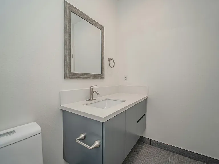 4532 Saint Charles Pl #4526 — Photo 34