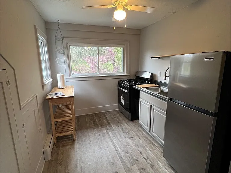 412 Delmar Pl — Photo 7