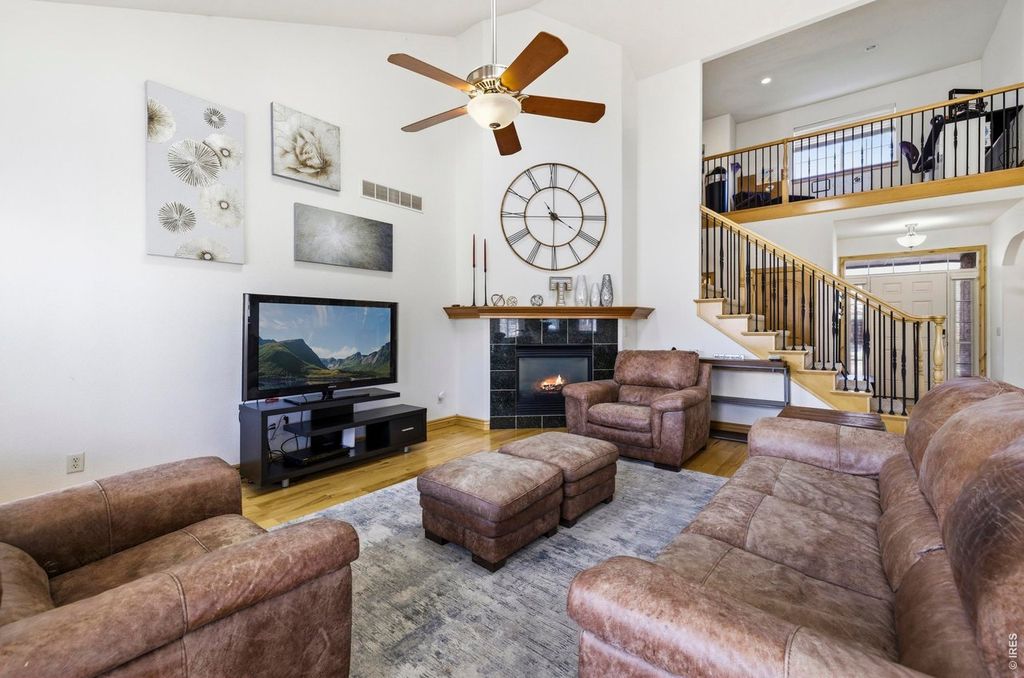 8295 Avalon Ct