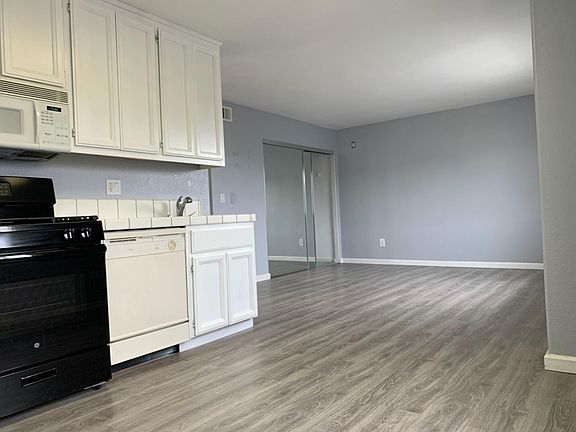 2nd image of 84A Driftwood Cir