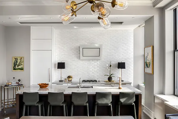 Sold by Douglas Elliman | media 18