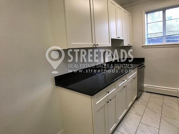 2nd image of 88 Saint Paul St #T1