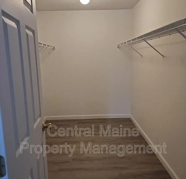 39 Northern Avenue Hts #2 — Photo 10