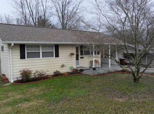 117 W Bryn Mawr Cir, Oak Ridge, TN 37830