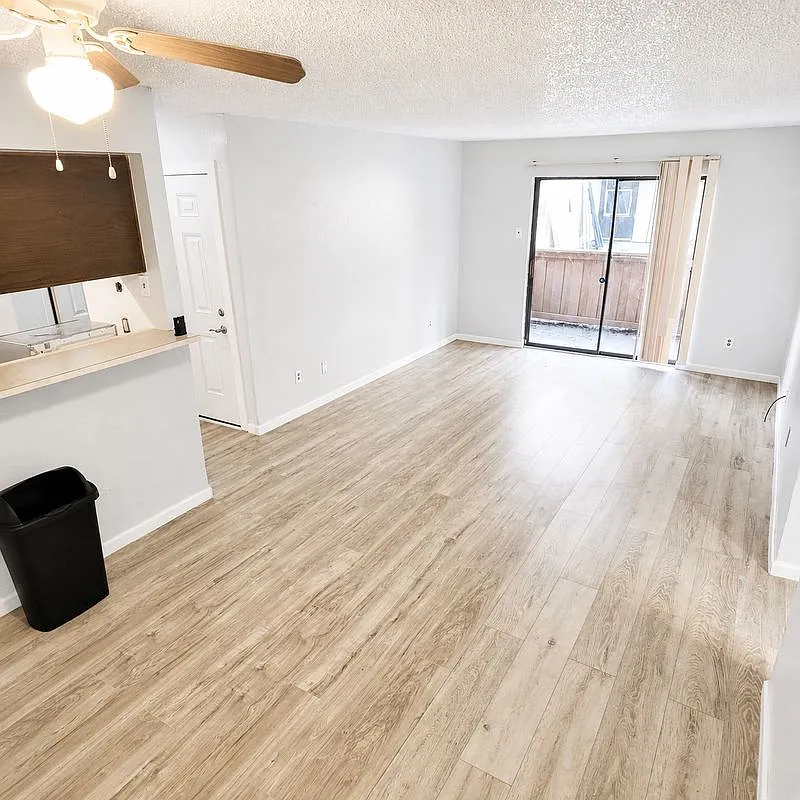 8110 Skillman St — Photo 4