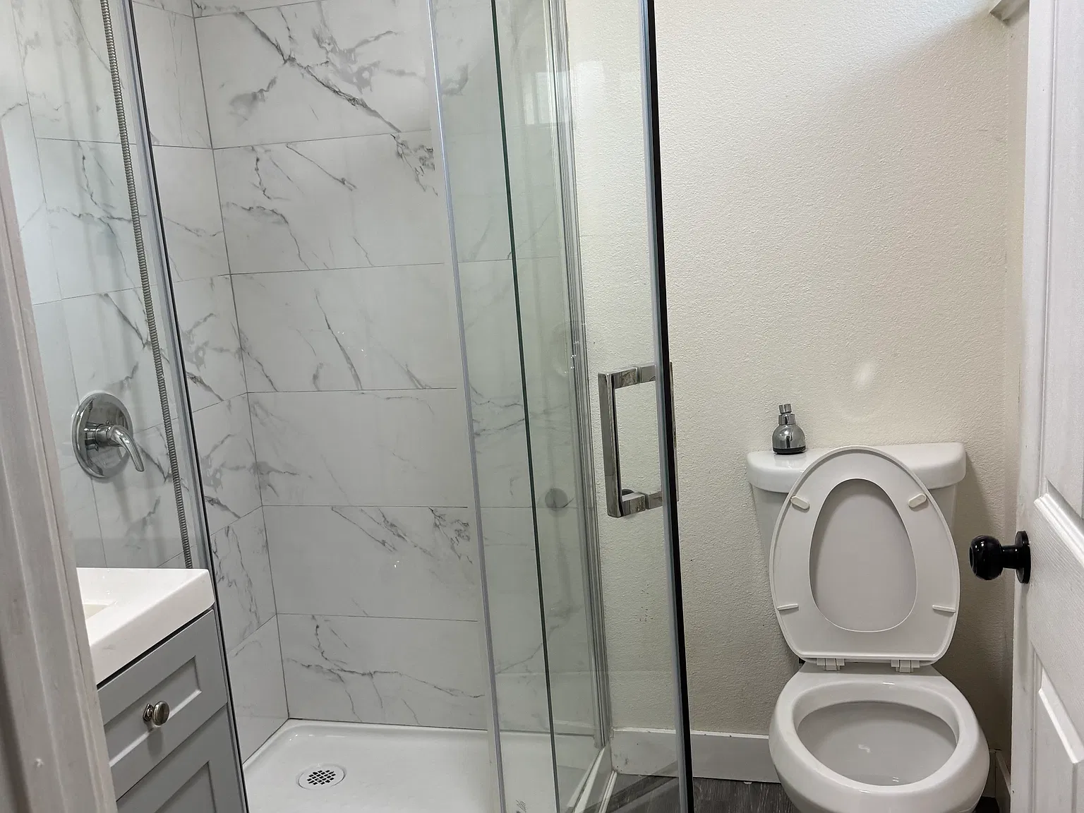 1 bed, 600 sqft, $2,500 — Photo 3