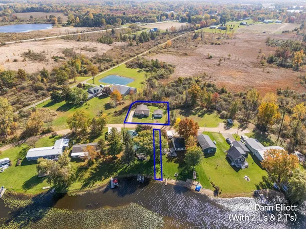 306 Olsen Dr, Sheridan, MI 48884