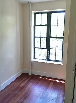 Rented by Bohemia Realty Group | media 20