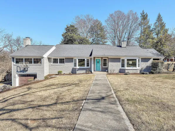 2616 Hollowdale Dr, Roanoke, VA 24018