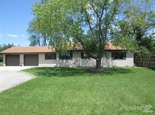 5615 E L T Townline Rd, Janesville, WI 53546
