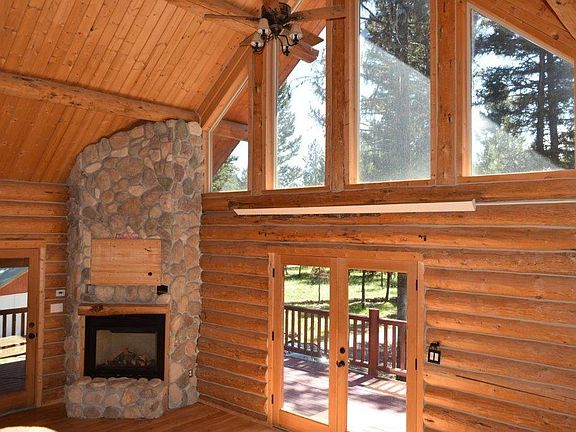 3rd image of 570 Glacier Dr