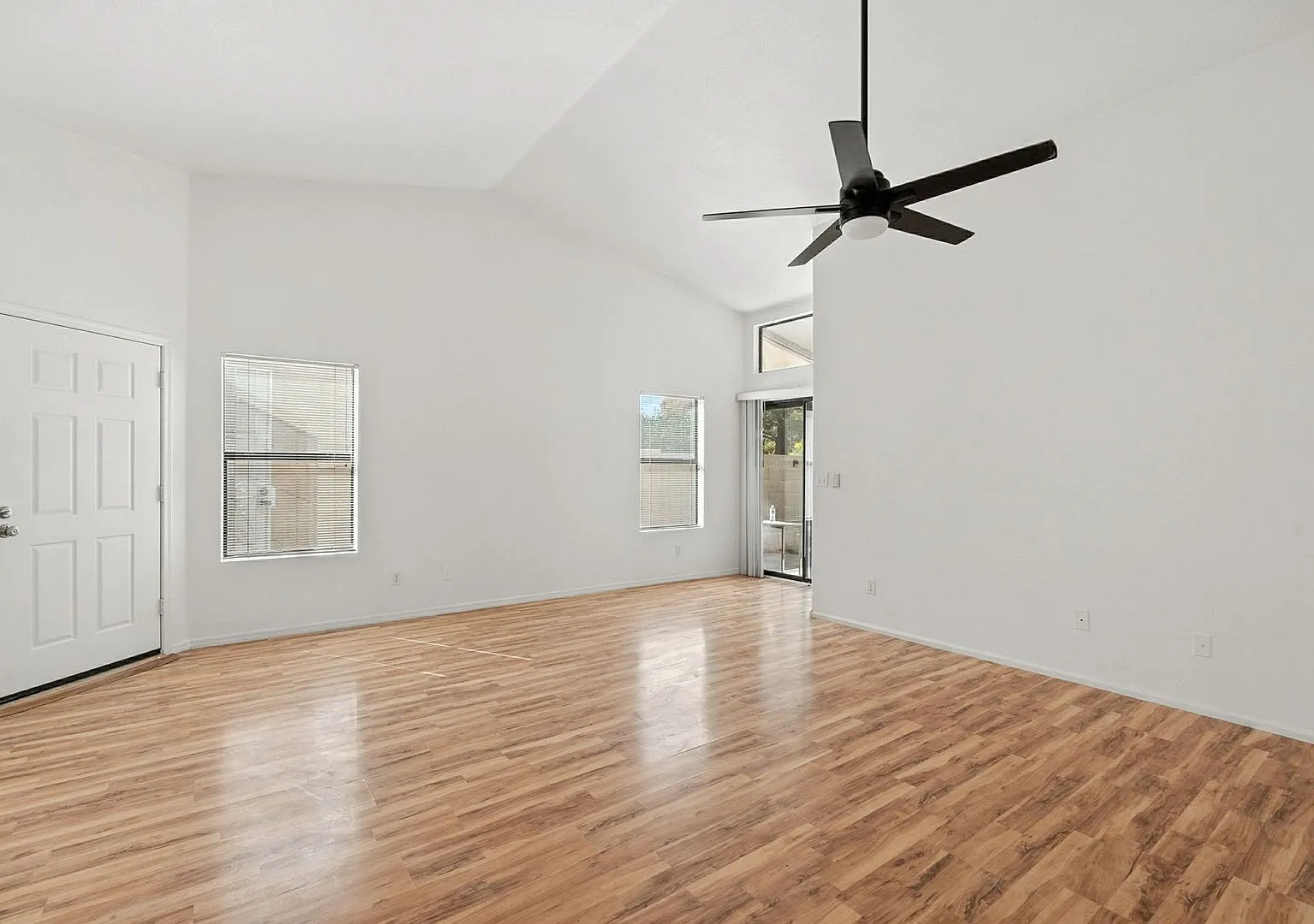 Great single family home! — Photo 3