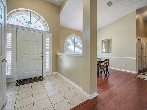 3rd image of 152 Cacique Dr
